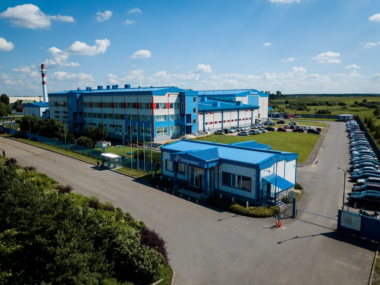 Губернатор Московской области встретился с фармацевтическими предприятиями на производственном комплексе «Петровакс Фарм»